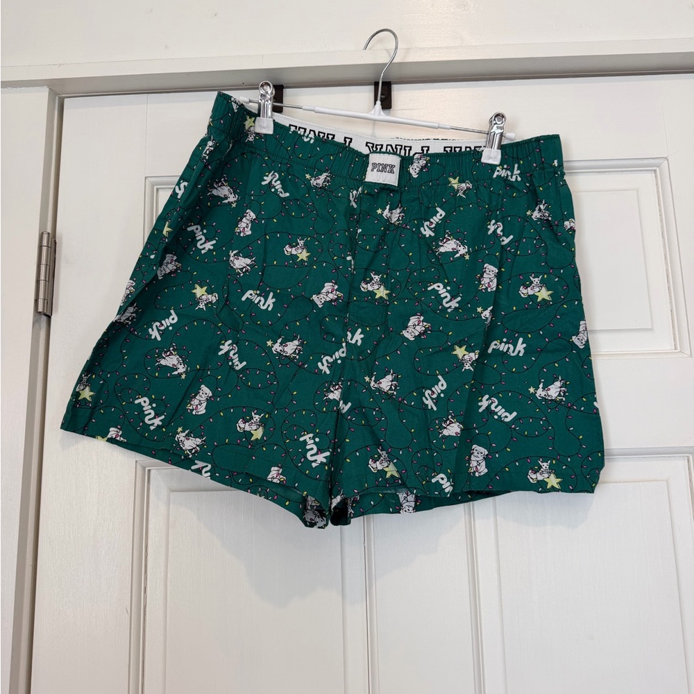 PINK Victoria's Secret Green Holiday Print Cotton Lounge Shorts NWT